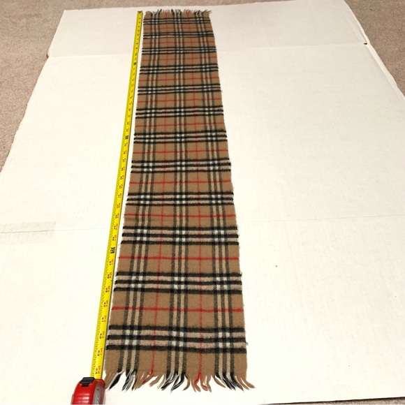 Burberrys Nova Check Plaid Scarf 70% Cashmere 30% Wool - Picture 6 of 7